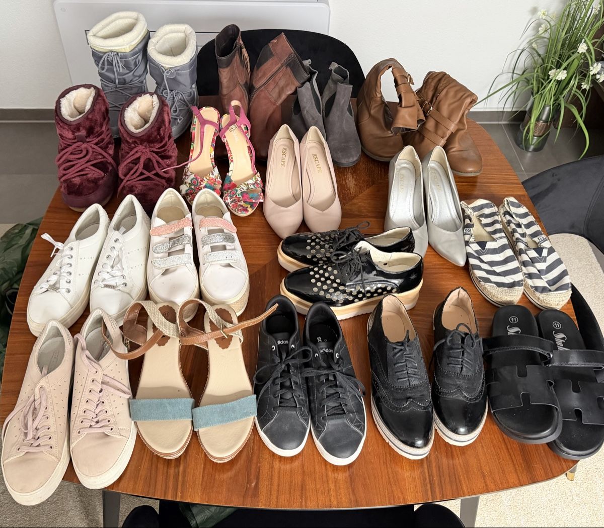 Scarpe da donna: Lot de chaussures femme – Nuovo (secondo la descrizione) da Porrentruy venduto da vvj_14