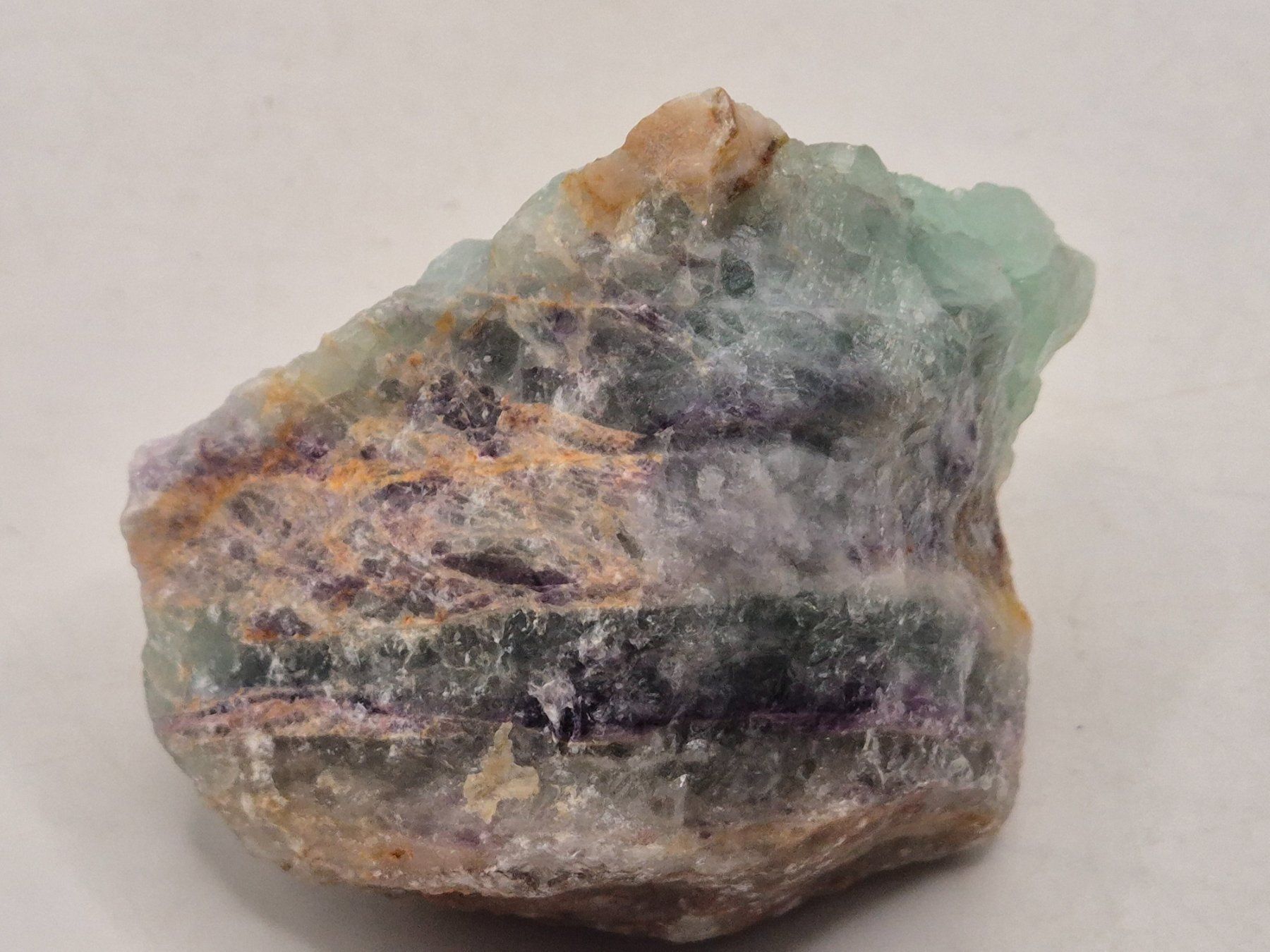 Minerali & Pietre curative: Fluorit Regenbogenfluorit bunt, Namibia (221) – Usato da Winterthur venduto da LukasMineralienOase 1