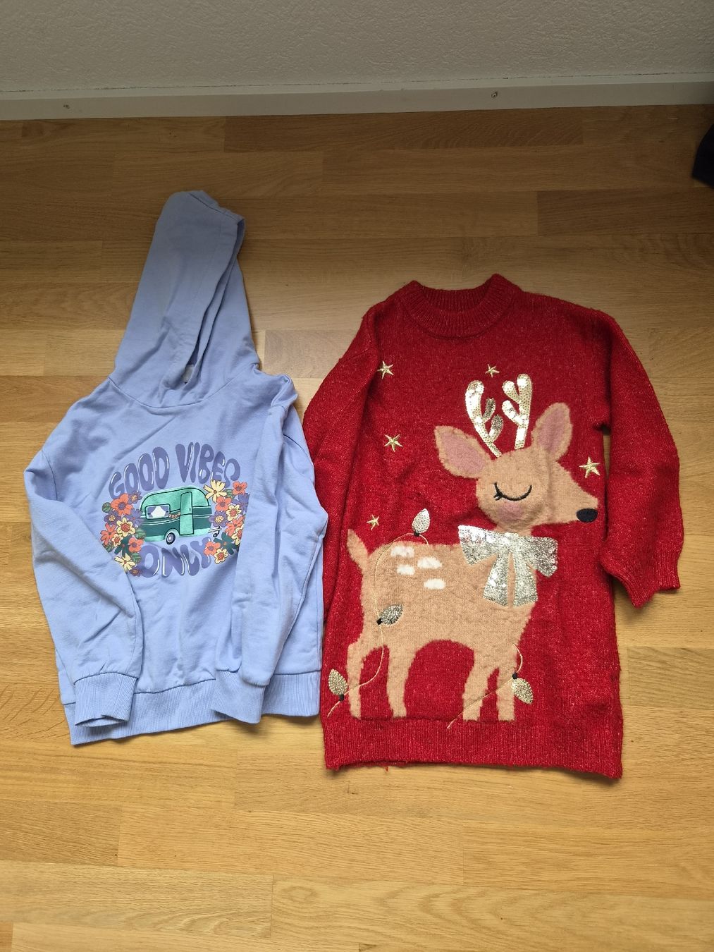 Kleiderpakete & -sets: Kleiderpaket Grösse 122 / 128 – Gebraucht aus Ettiswil von Monika81 3