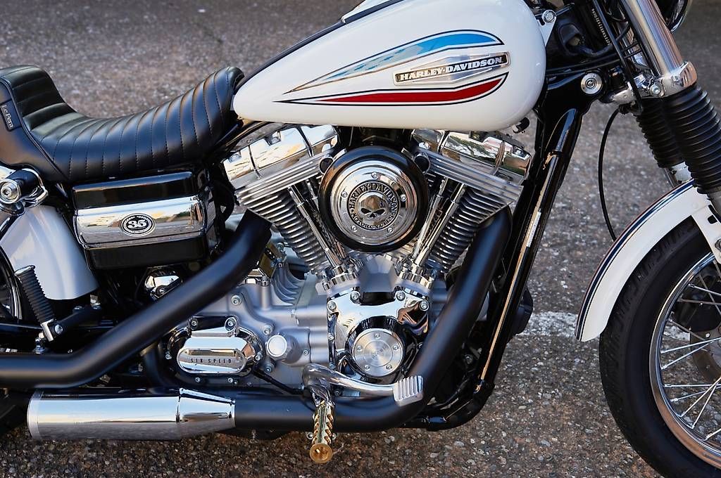 Harley-Davidson Strada: Super Glide 35th – Usato da Lugano venduto da Rob3T 3