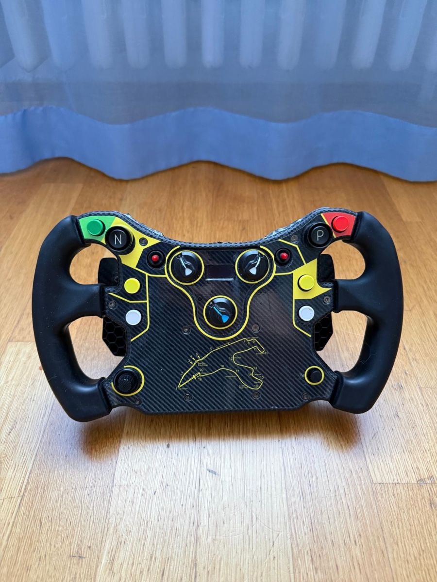 Fanatec Manettes: Fanatec McLaren GT3 Wheel Xbox – D'occasion à Muri b. Bern par sab_2gz7