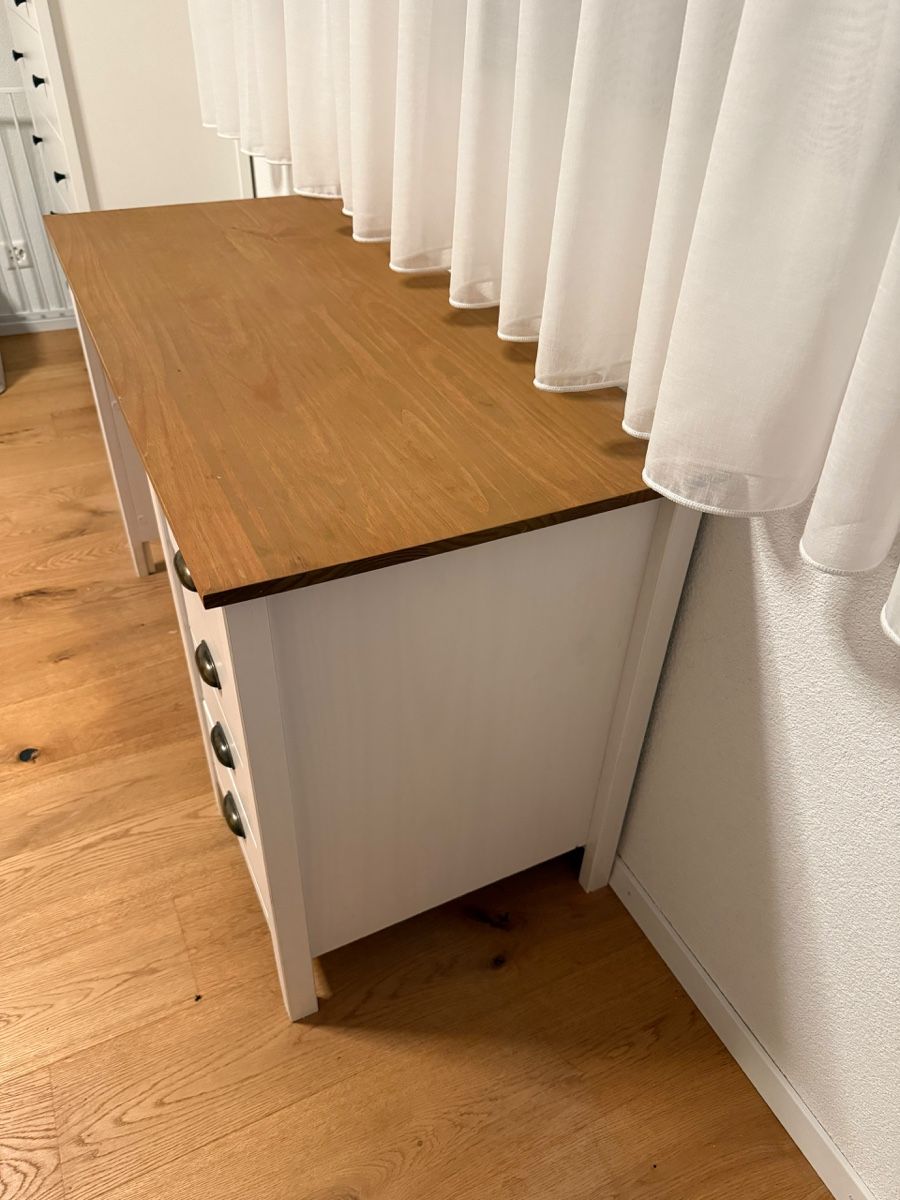 Schreibtische: Schreibtisch weiss mit Schubladen – Gebraucht aus Hallwil von Zeh23 2