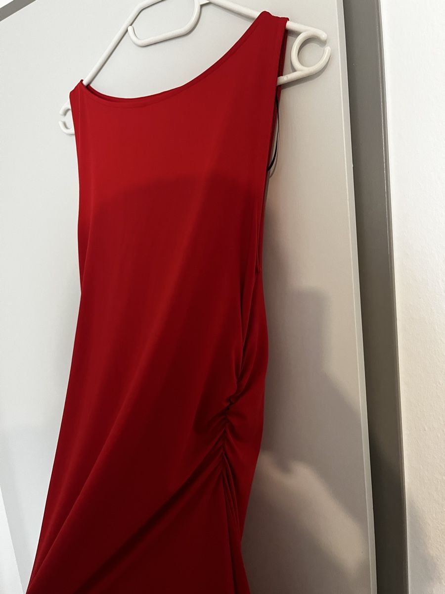 H&M Vestiti: Rotes Kleid von H&M – Usato da Opfikon venduto da acoaee