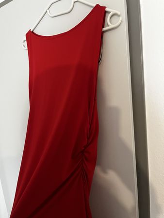 Rotes Kleid von H&M