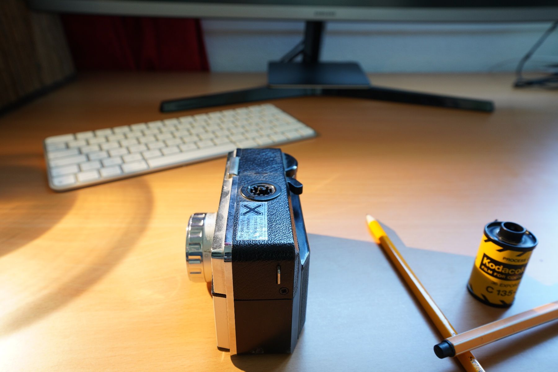 Kodak Fotocamera: Kodak Instamatic + Hülle – Usato da Dagmersellen venduto da sim_zqh8 3