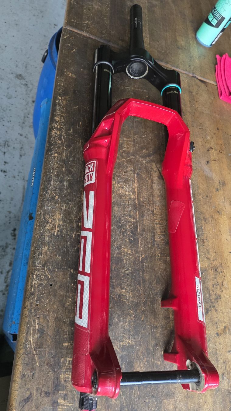 Rockshox Pièces détachées: Rock Shox Zeb Ultimate 3.1 170mm 29" – D'occasion à Flawil par orange66