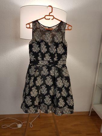 Magnifique Robe soirée Sinequanone T.38 Motifs Fleuris