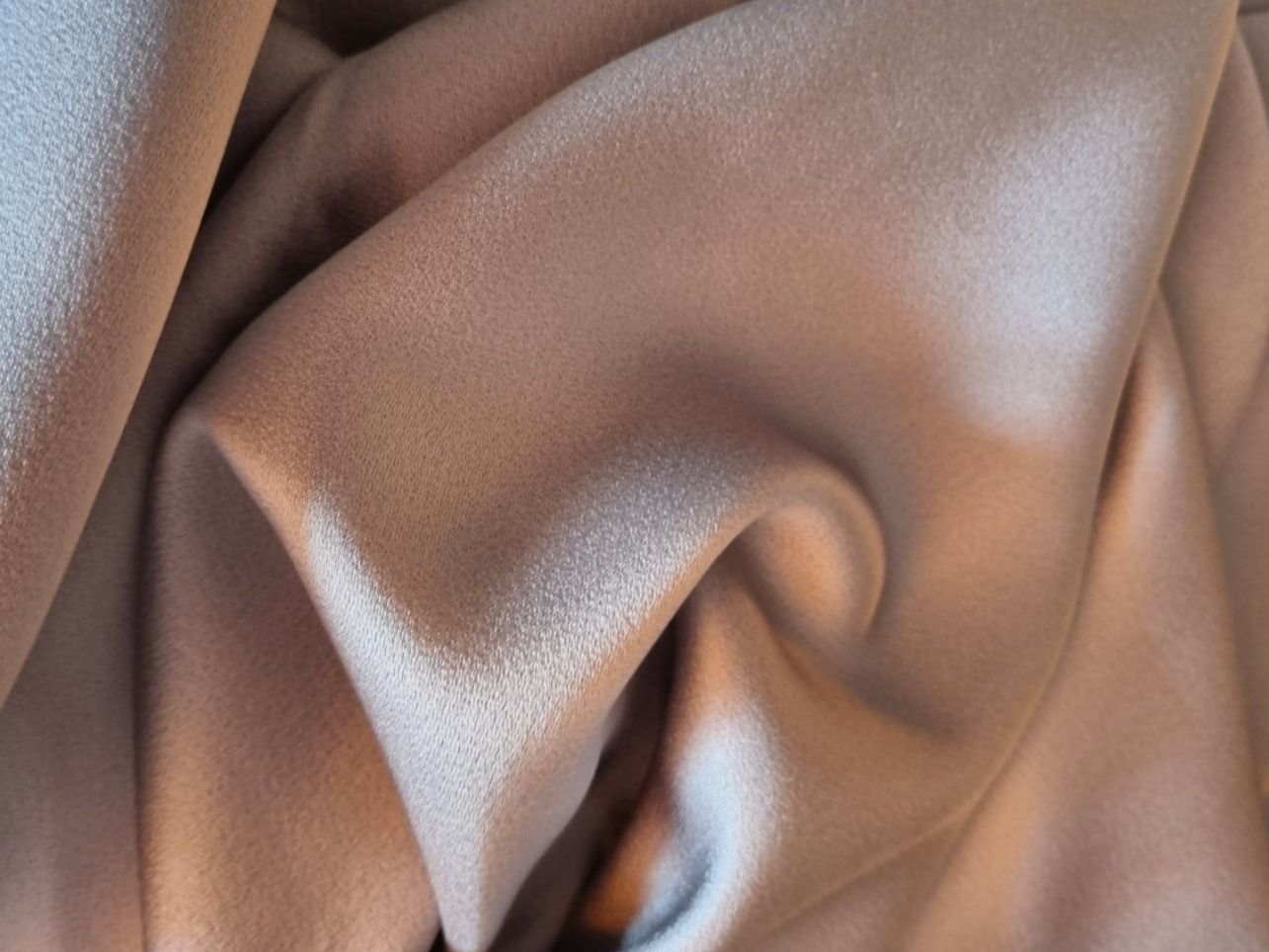 Tessuti: Stoff Viscose Silbergrau, Crepe – Nuovo e nell'imballaggio originale da geroldswil venduto da Gumball1 2