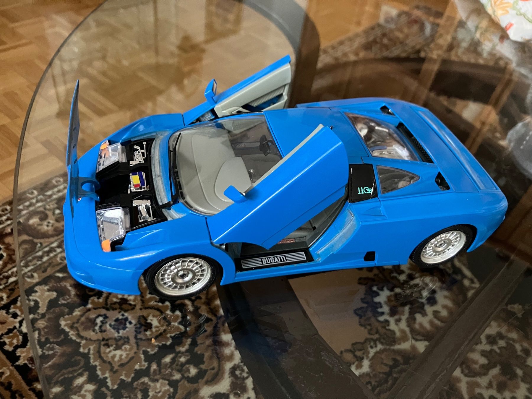 Bugatti Modellini d'auto: Modellauto 1/18 von burago Bugatti 11 EB, 1991 – Usato da Lachen SZ venduto da Soulmate74 1