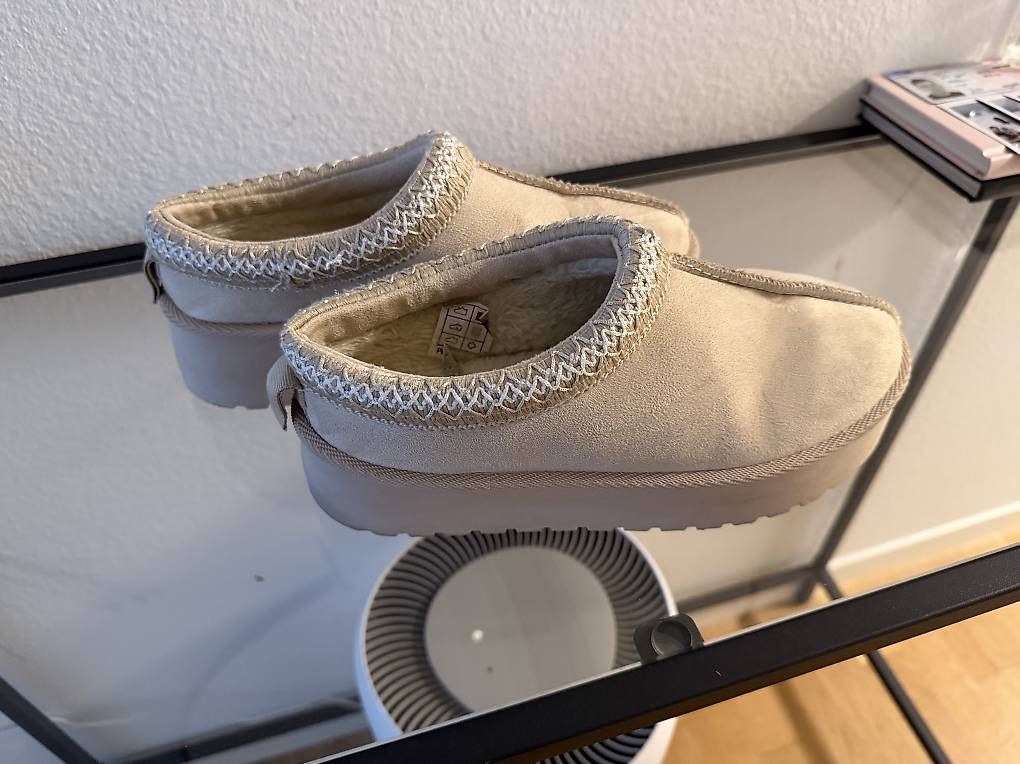 Chaussures femmes: Schuhe – D'occasion à Zuchwil par lor_b67f
