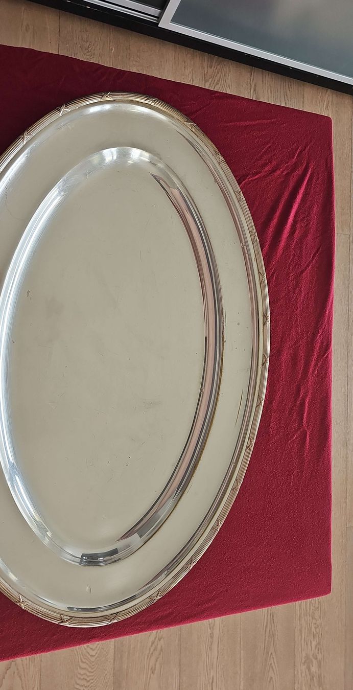 Piatti di portata: Vintage Silver Plated Serving Tray - Elegant Design! – Usato da Immensee venduto da Gitter