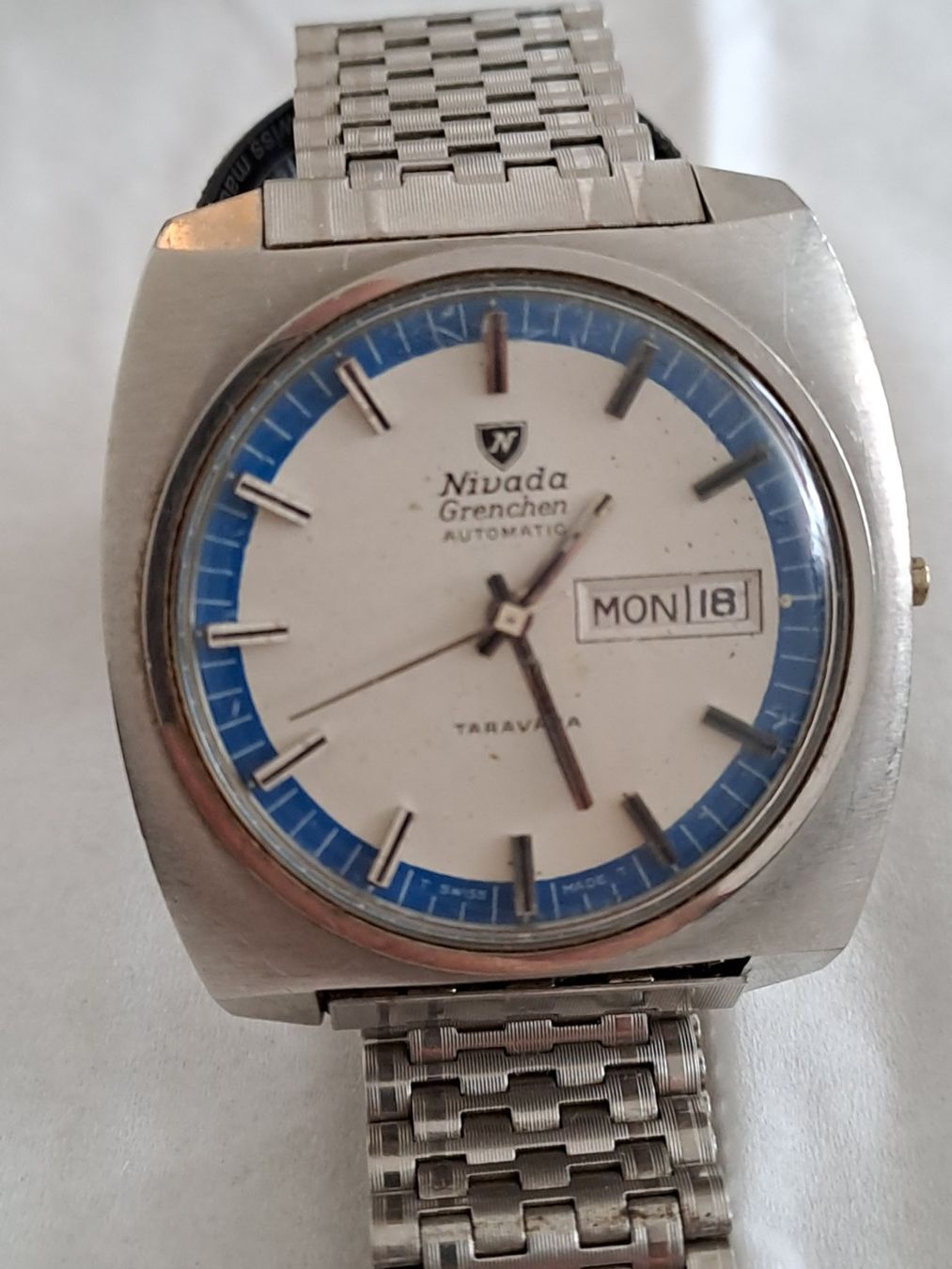 Nivada Uhren: Nivada Grenchen  Taravana Automatic vintage Herrenuhr – Gebraucht aus Neuhausen am Rheinfall von  4