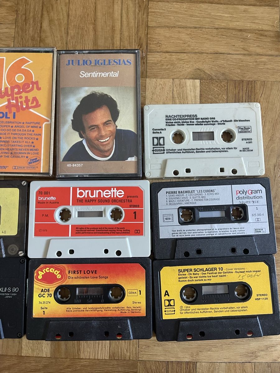 Cassettes audio: Cassettes 13 pièces – D'occasion à Fribourg par Iris0608 3