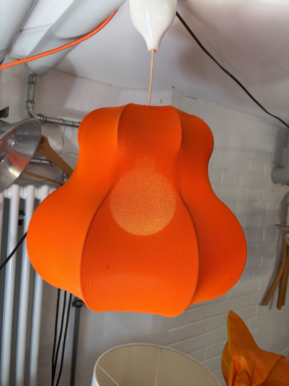 Lampes: Deckenlampe Space Age  Design mit elastischem Stoff vintage – D'occasion à Hinwil par DaniBachman