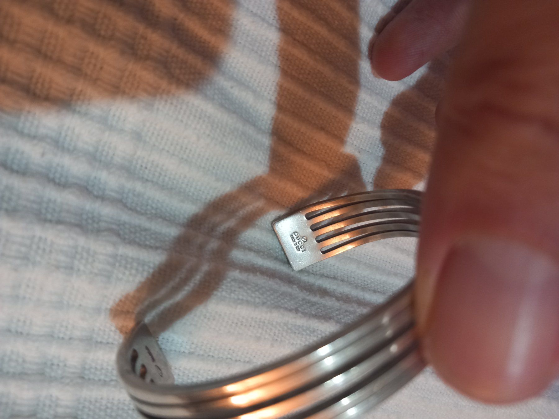 Gucci Armbänder & -reifen: Gucci bracelet en argent – Gebraucht aus Le Grand-Saconnex von Rgt87 3