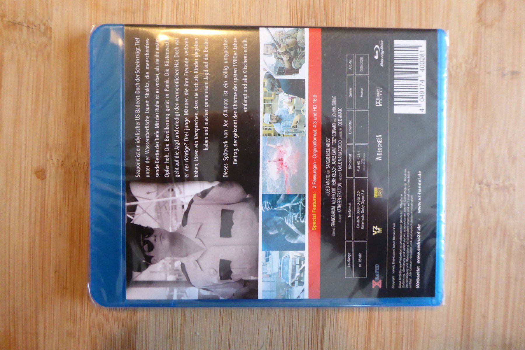 Tous les DVDs: Shakka - Bestie der Tiefe Bluray – Neuf avec emballage d'origine à Allschwil par Summelsarium 1