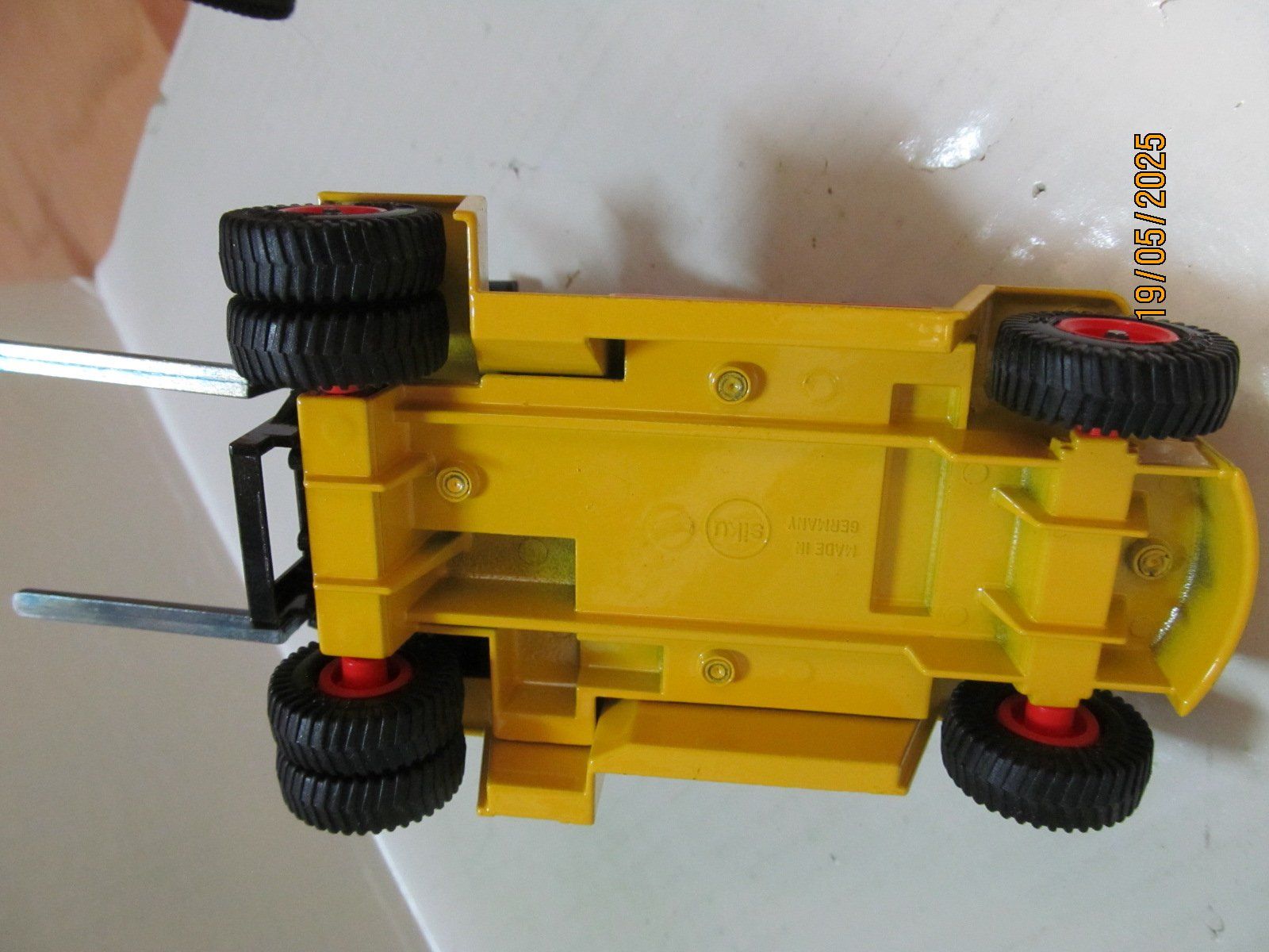 Siku Modellbausätze & Standmodelle: SIKU INDUSTRIE-CONTAINER STAPLER – Gebraucht aus Grueningen von malamut56 4