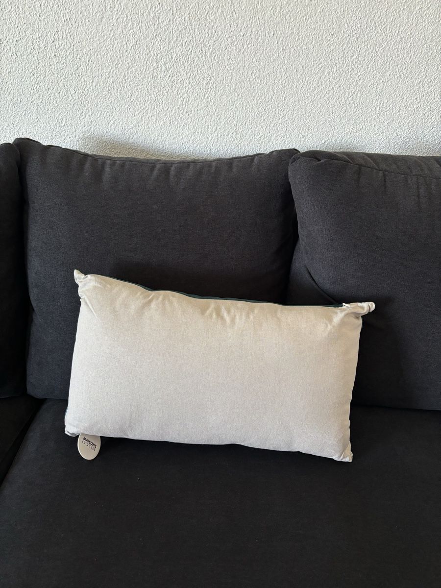 Maisons du monde Coussins: Kissen – Neuf avec emballage d'origine à Suhr par jan_c86q 1