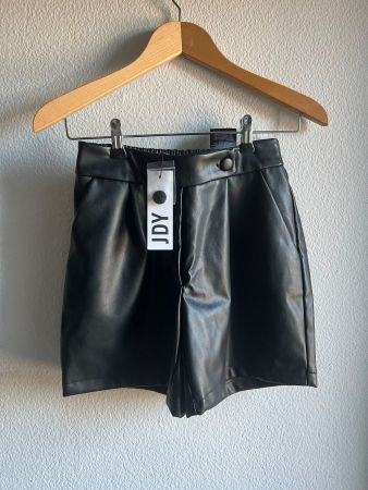 Shorts Lederlook
