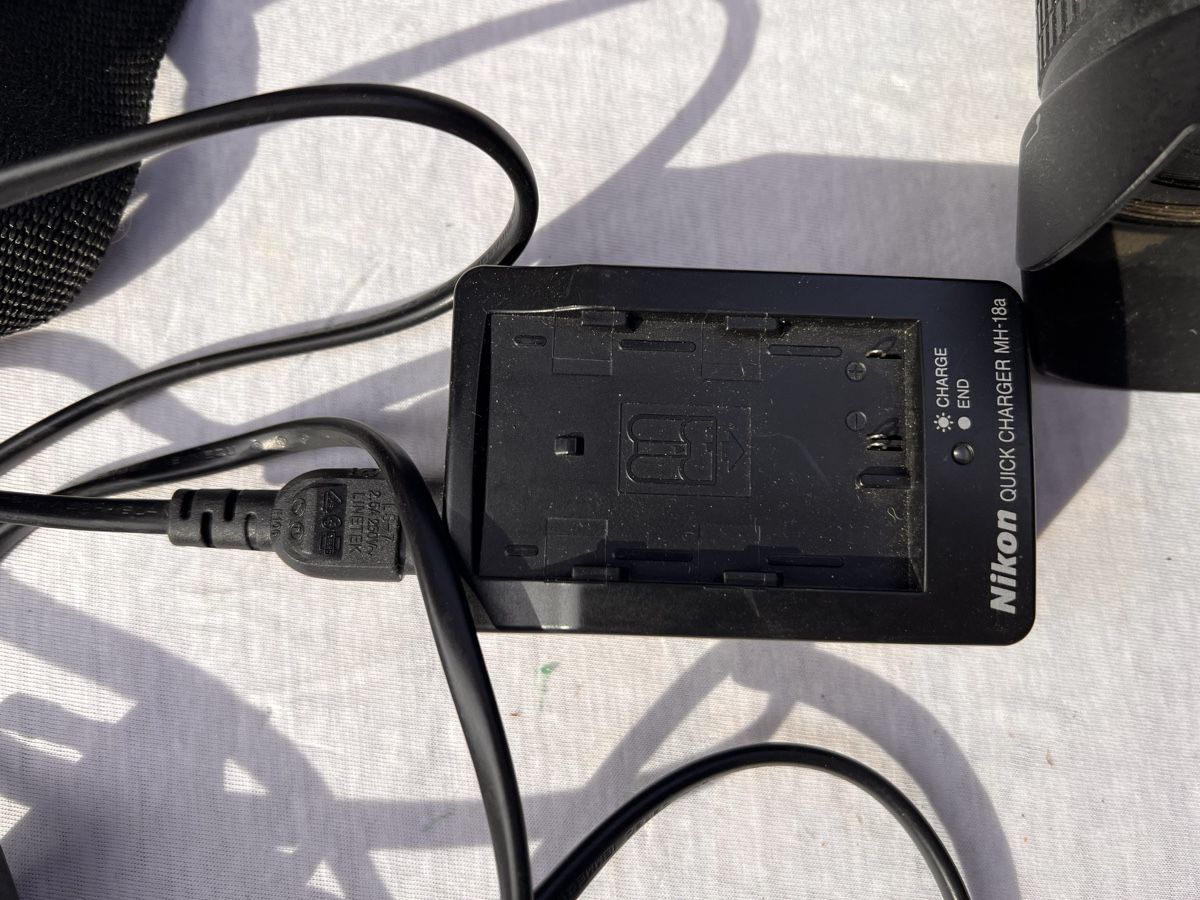 Nikon Kamera: Nikon D90 Digital Camera (96) – Gebraucht aus Glattfelden von maa_qcj8 7