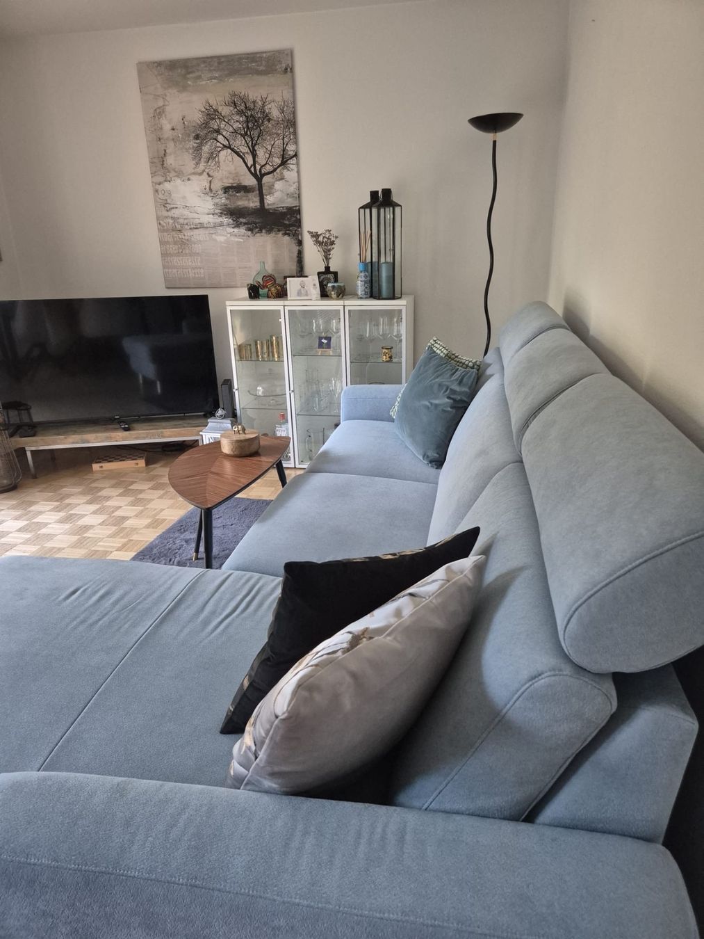 Divani: Ecksofa hellblau guter Zustand gebraucht – Usato da Au ZH venduto da din_77nb 1