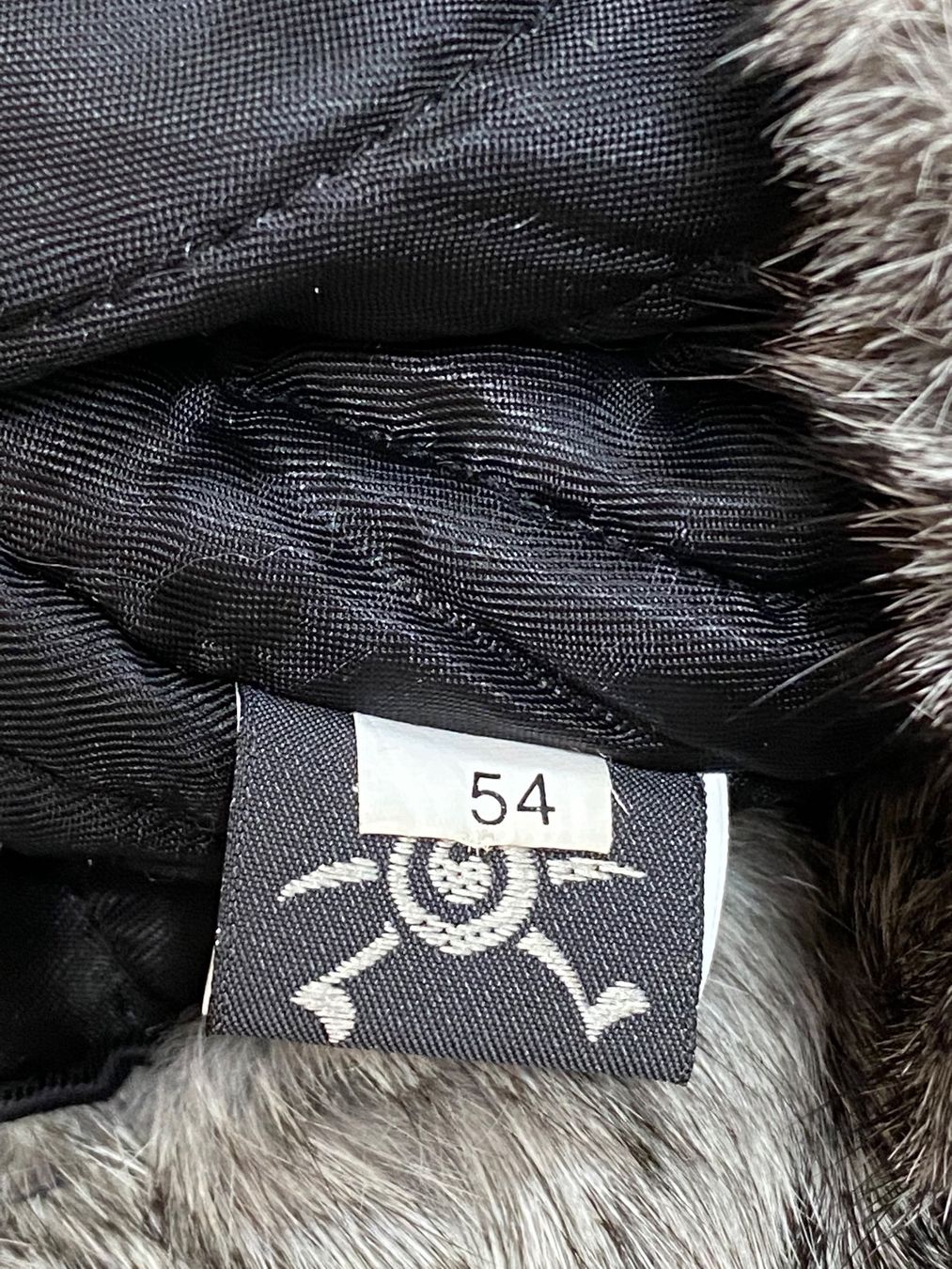Copricapi, berretti & cappellini: Great winter fur lined grey hat. Size 54 – Nuovo (secondo la descrizione) da Grund b. Gstaad venduto da PlageNeigeplus 3