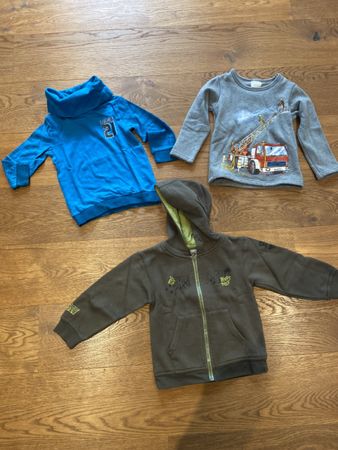 2 Pullover &1 Jäggli Gr.98