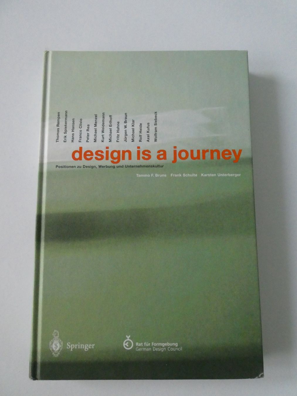 Libri: Buch: design is a journey – Usato da Préverenges venduto da Andreas03 3