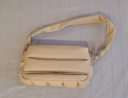 Kunstledertasche neu, beige