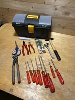 Assortiment outils avec boîte 