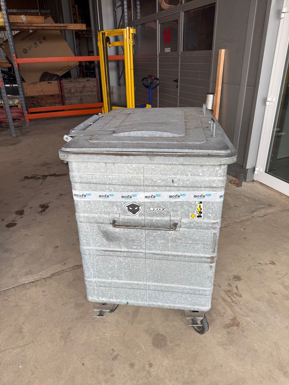 Sonstiges für Büro & Gewerbe: Abfall Container Universal – Gebraucht aus Hallau von mofaplus 1