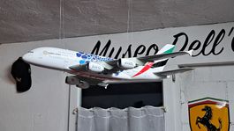 Emirates Airbus A380 Expo 1/100 Neupreis 500.-