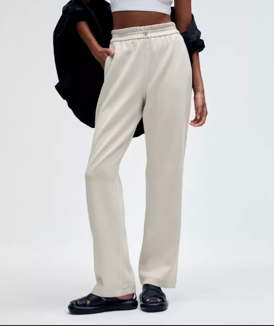 Lululemon Pantaloni: Lululemon Softstreme High-Rise Pant Regular – Nuovo (secondo la descrizione) da Meilen venduto da Emma_321