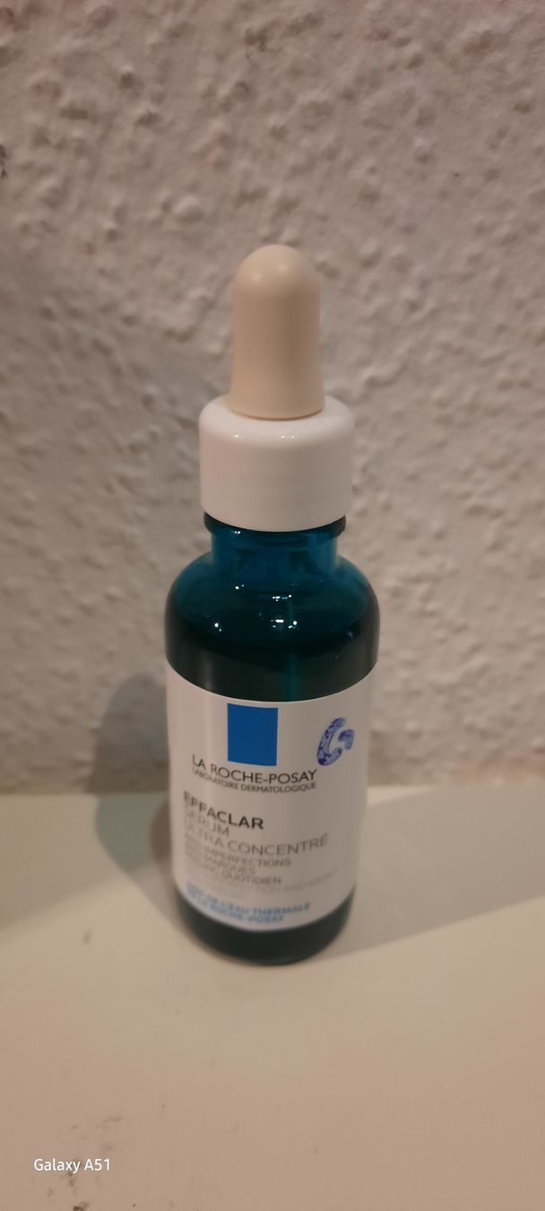 La Roche Posay Gesichtspflege: ***La Roche Posay*** Effaclar Serum – Gebraucht aus Wädenswil von H2H_Secondhandshop 1