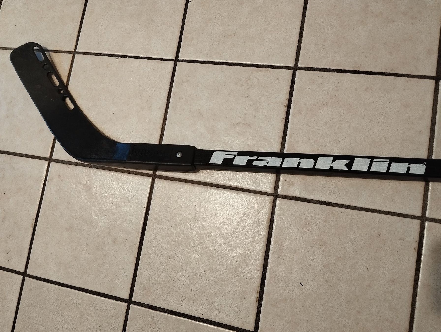 Stöcke & Schaufeln: Crosse de hockey sur glace – Gebraucht aus Chêne-Bougeries von Migdalia 1