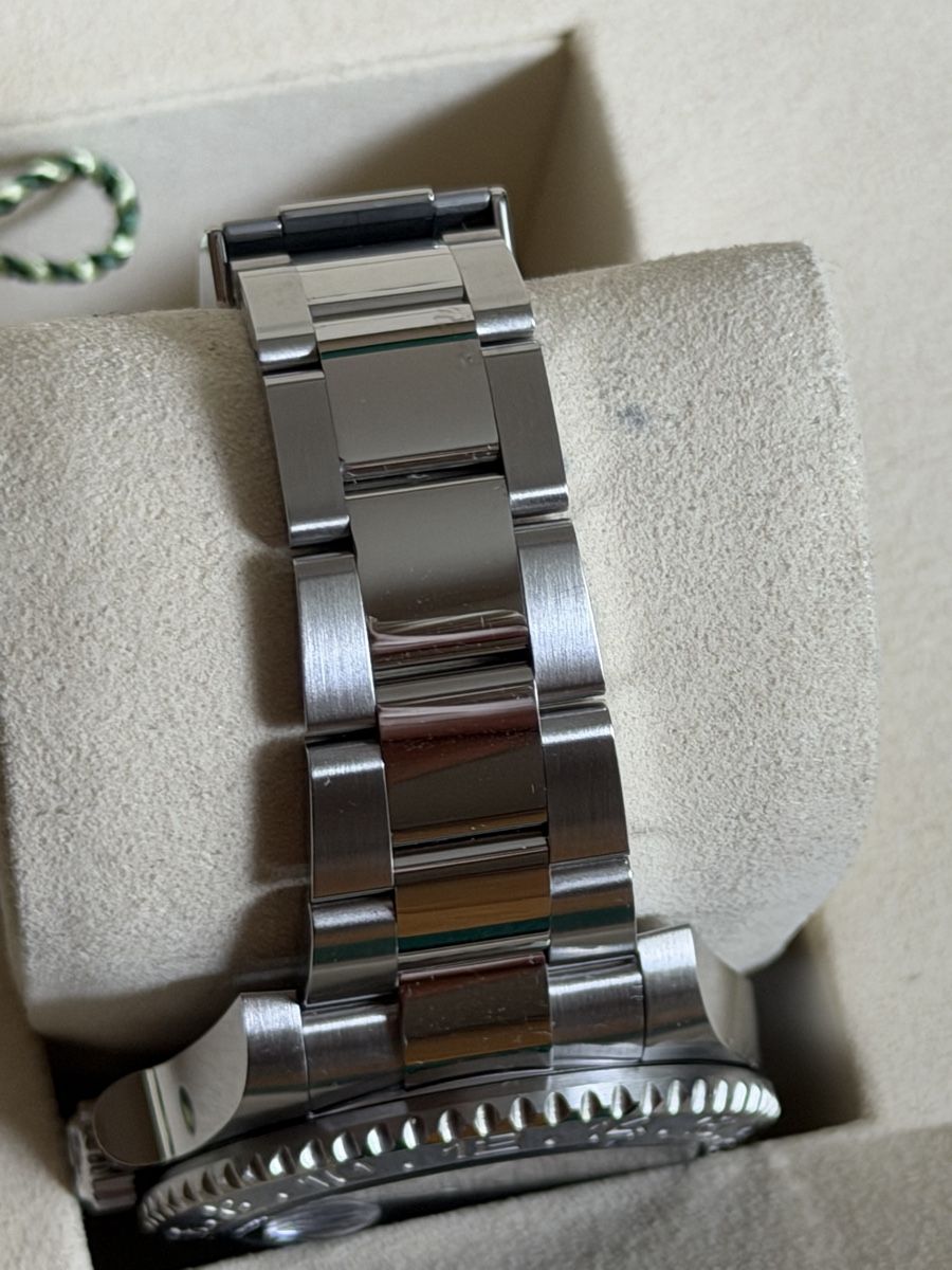 Rolex Orologi: Rolex GMT-Master II "Bruce Wayne" - 126710GRNR – Usato da Zürich venduto da julian4193 6