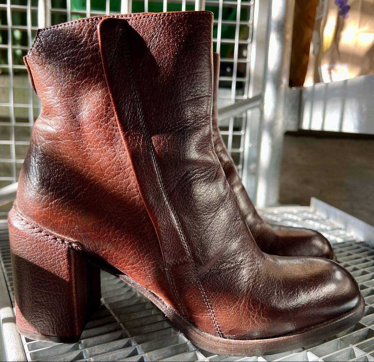 Navyboot Damenschuhe: Wunderschöne Navyboot Stiefeletten – Neu (gemäss Beschreibung) aus Regensdorf von Barbara9