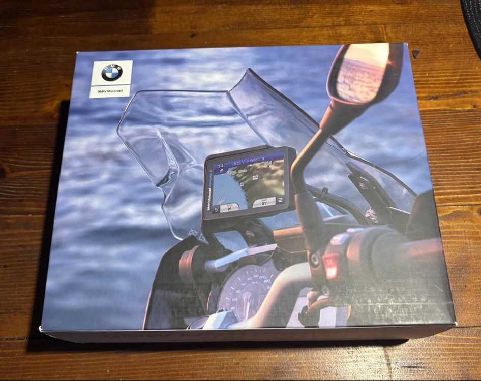 Garmin BMW Navigator VI Navi + BMW Motorrad Mount Cradle (Neu und