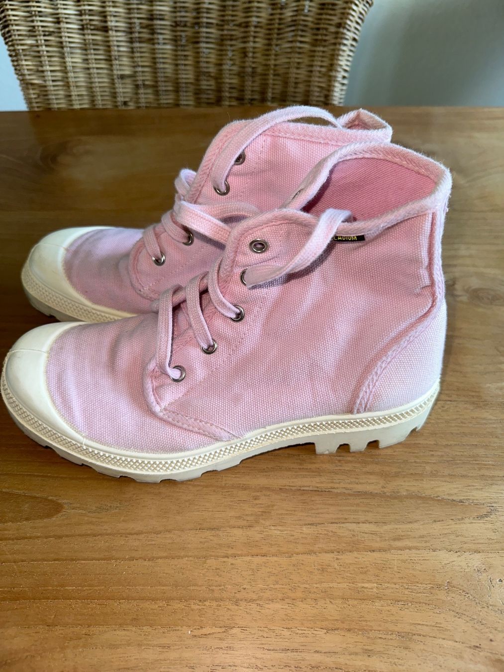 Palladium Scarpe da donna: Hohe Sneaker Palladium – Usato da Niederteufen venduto da nana65 1