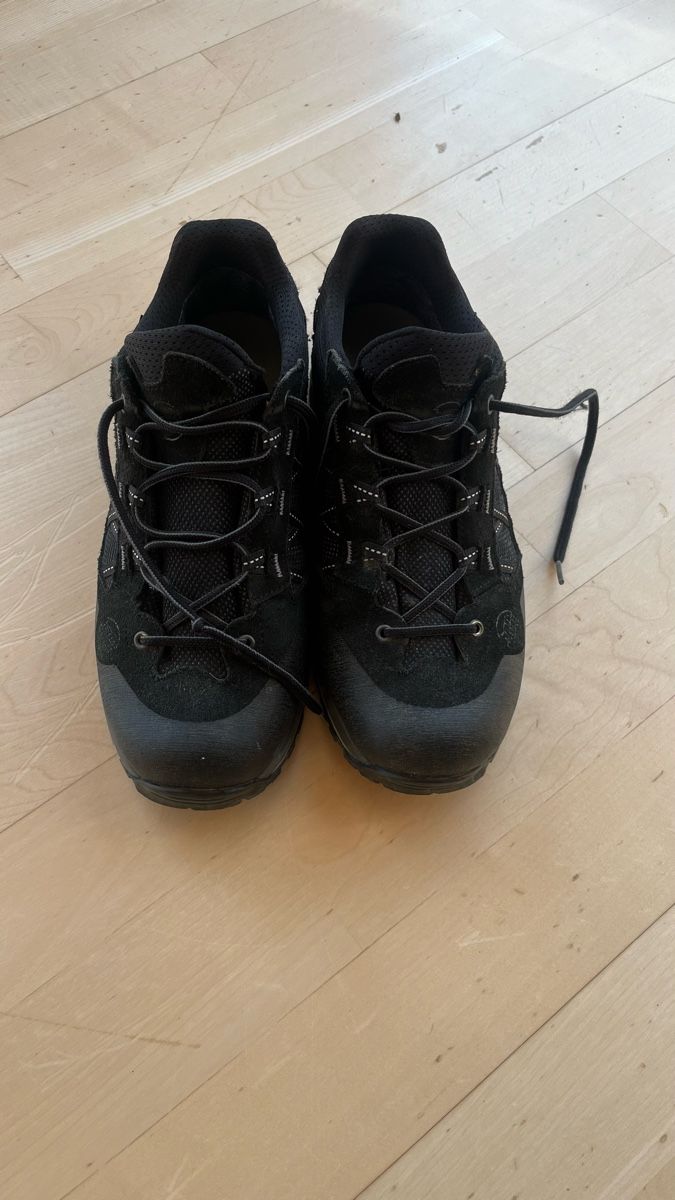 Hanwag Damenschuhe: Hanwag Gortex Wanderschuhe kaum gebraucht – Gebraucht aus Liestal von JamesWith43