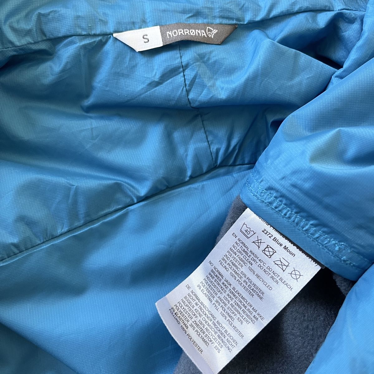 Norrøna Giacche: NORRONA Light Jacket – Nuovo (secondo la descrizione) da Emmen venduto da AVVIIVVA_Store 5