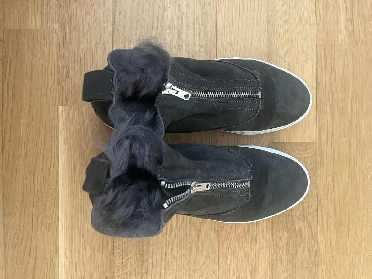 Damenschuhe: Warme Winter Wildleder Sneakers mit Fellfutter Gr. 39 – Gebraucht aus Biberist von __lisajessica 2