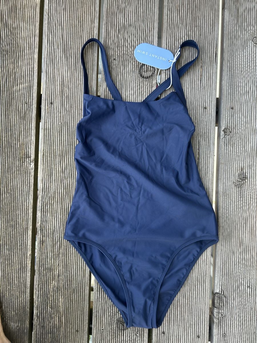 Costumi da bagno & Bikini: Instant swim Karma Badeanzug  – Usato da Luzern venduto da Exberlinerz