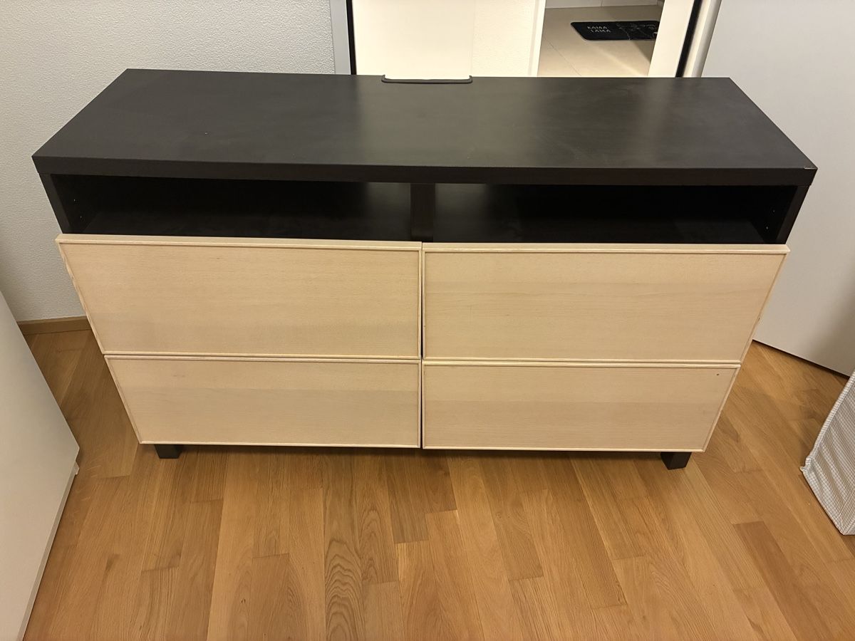 Mobili TV: TV-Möbel / Kommode mit 4 Schubladen – Usato da Muri AG venduto da hala_cr