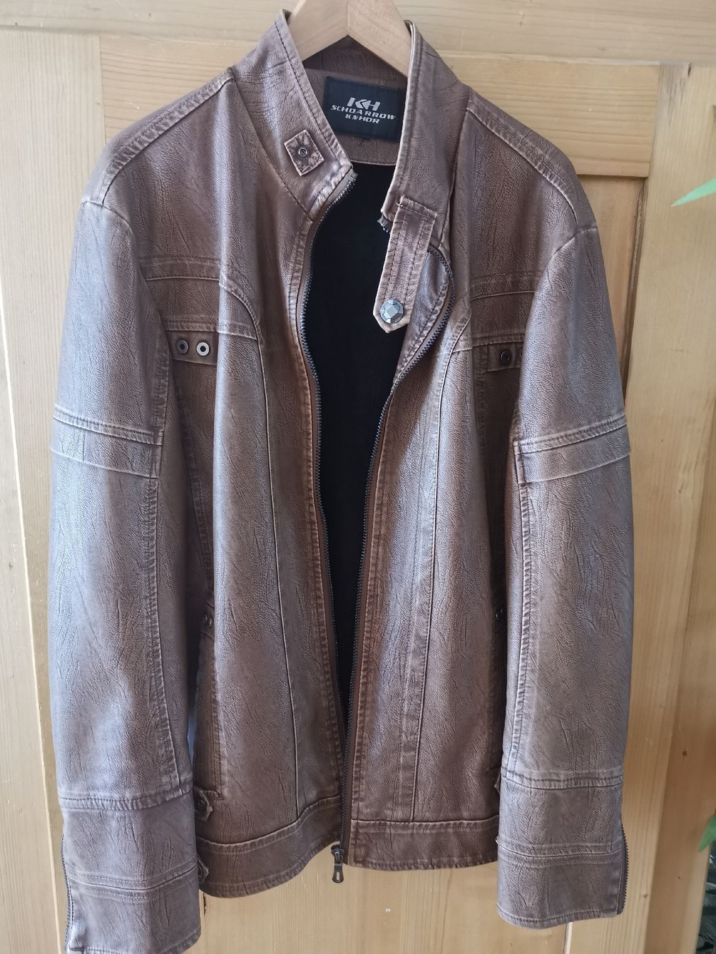 Giacche: Kunstlederjacke braun – Usato da Egg b. Zürich venduto da Pronsch