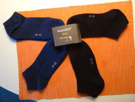 Söckli, 2 schwarz, 2 blau Manor