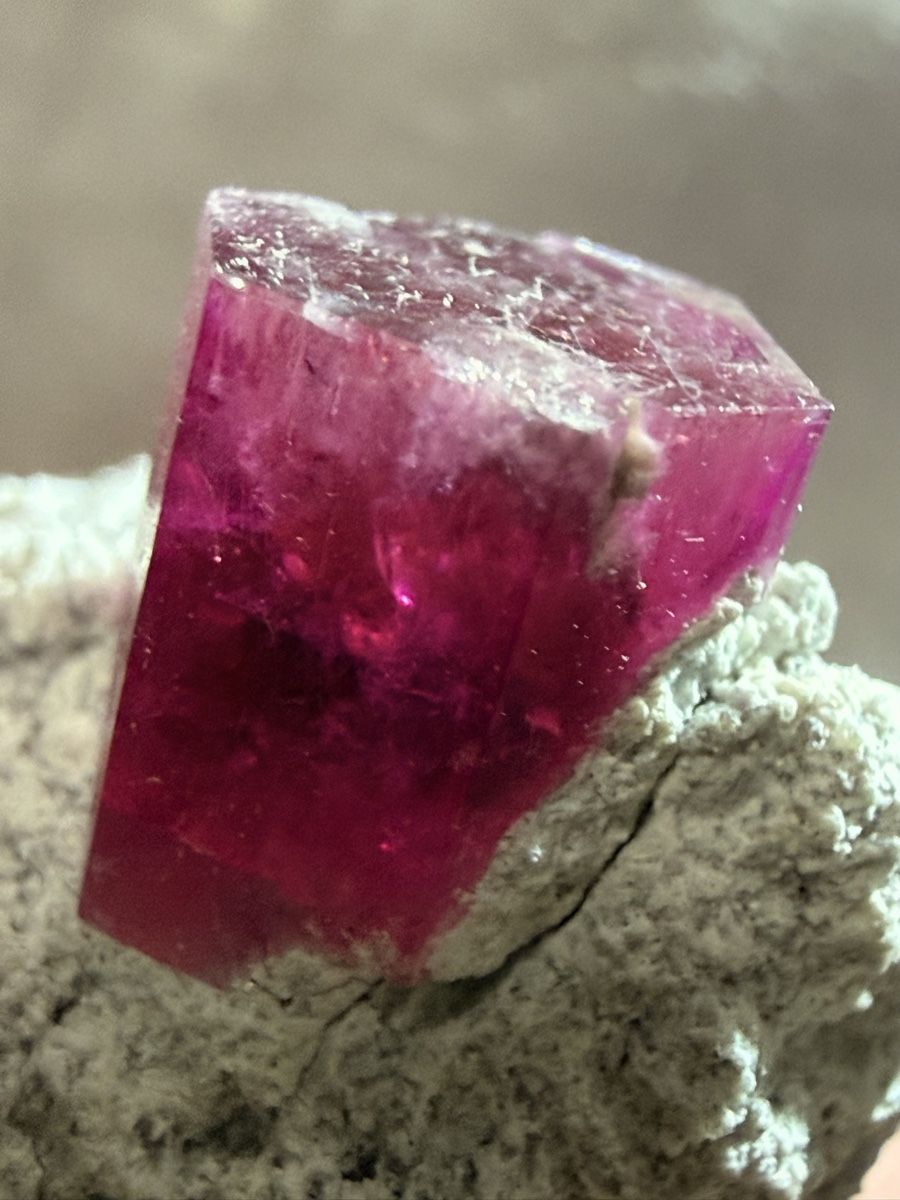 Minerali & Pietre curative: Bexbite Red Beryll in Matrix Rarität  – Nuovo (secondo la descrizione) da Oberhof venduto da RealStone 8