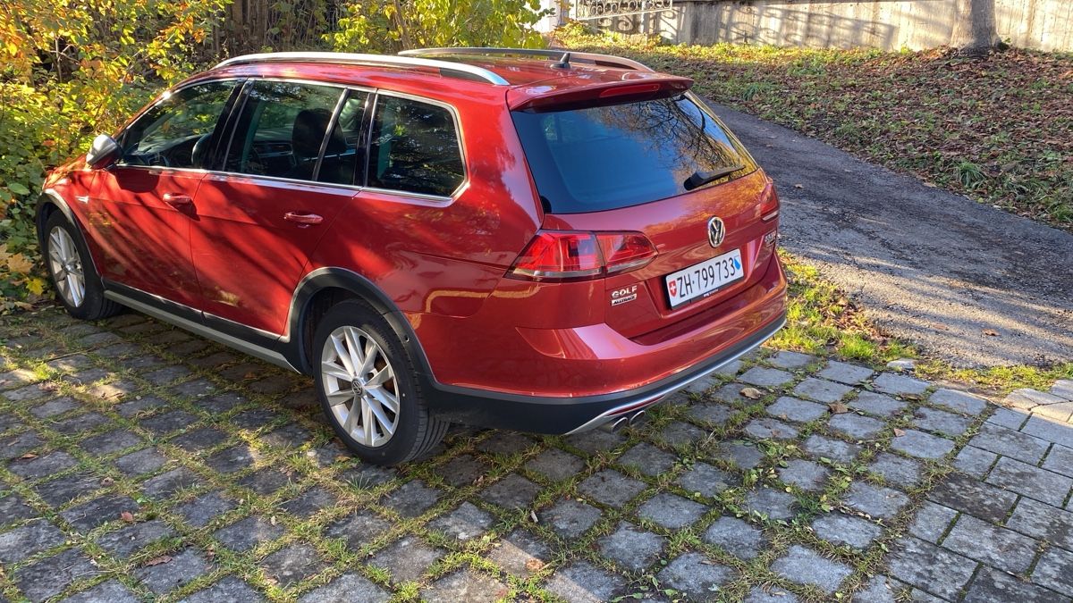 VW Automobili: VW Golf Alltrack 4motion – Usato da Frutigen venduto da LagzdinsM 1