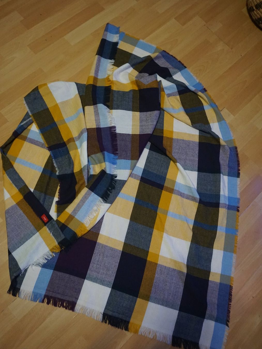 S.Oliver Foulard & Sciarpe: s.Oliver Schal, Kariert, Herbst/Winter – Usato da Zürich venduto da einalemjena