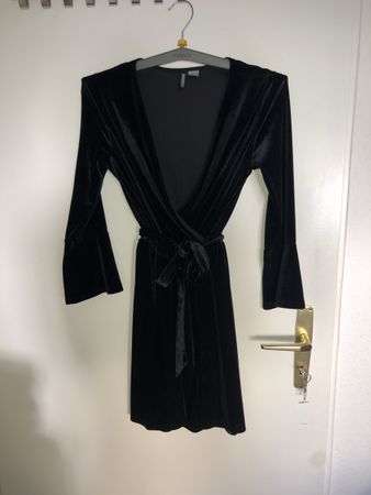 Kleid